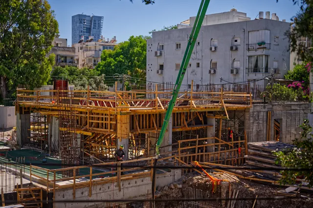Concrete Formwork in Tel-Aviv — photograph 9